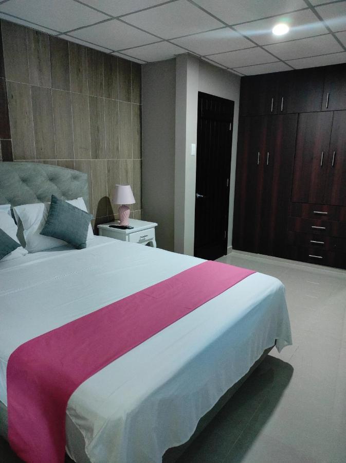 Royalinn Guayaquil Exterior photo