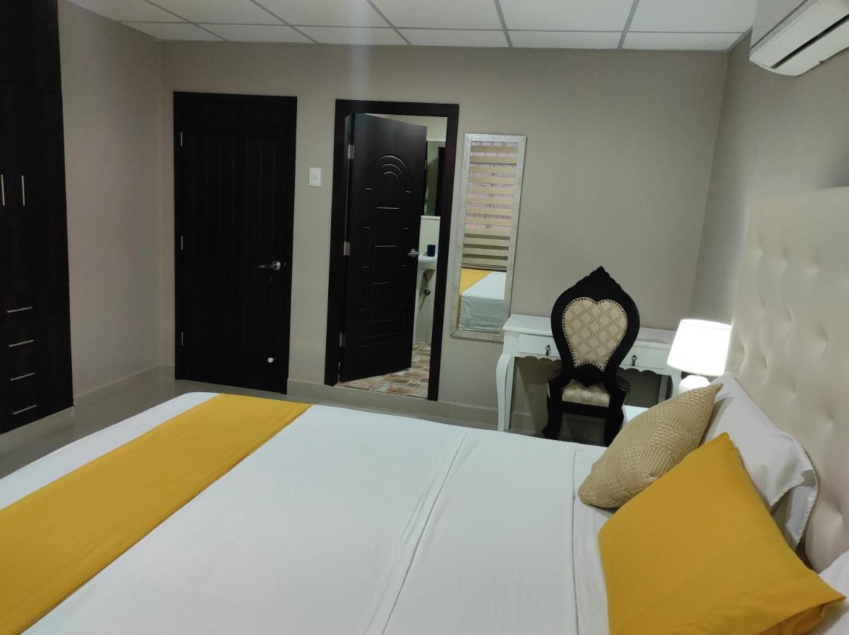 Royalinn Guayaquil Exterior photo